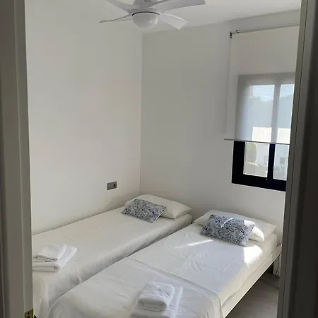250m De La Playa De Apartment